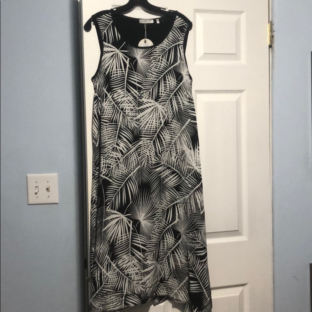 Black and white dress